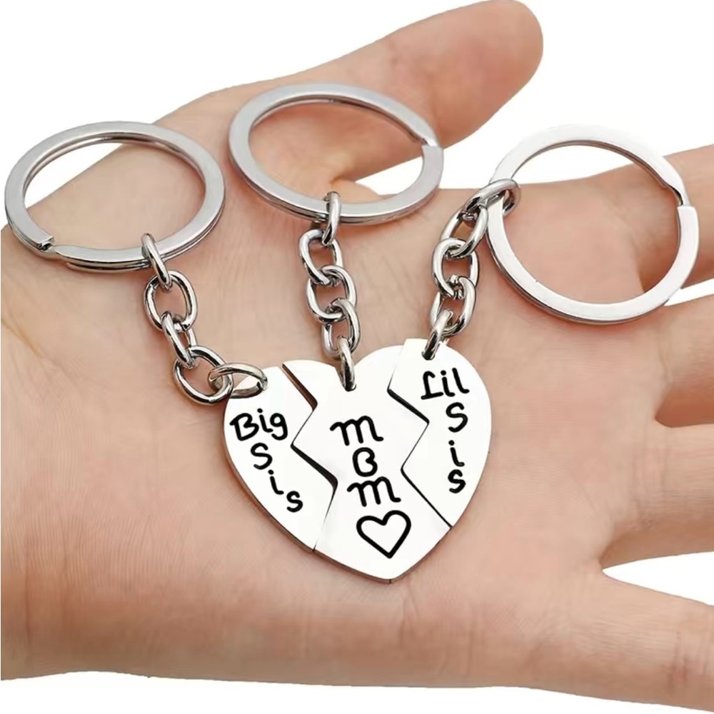 NWT Sister / Mother Keychain